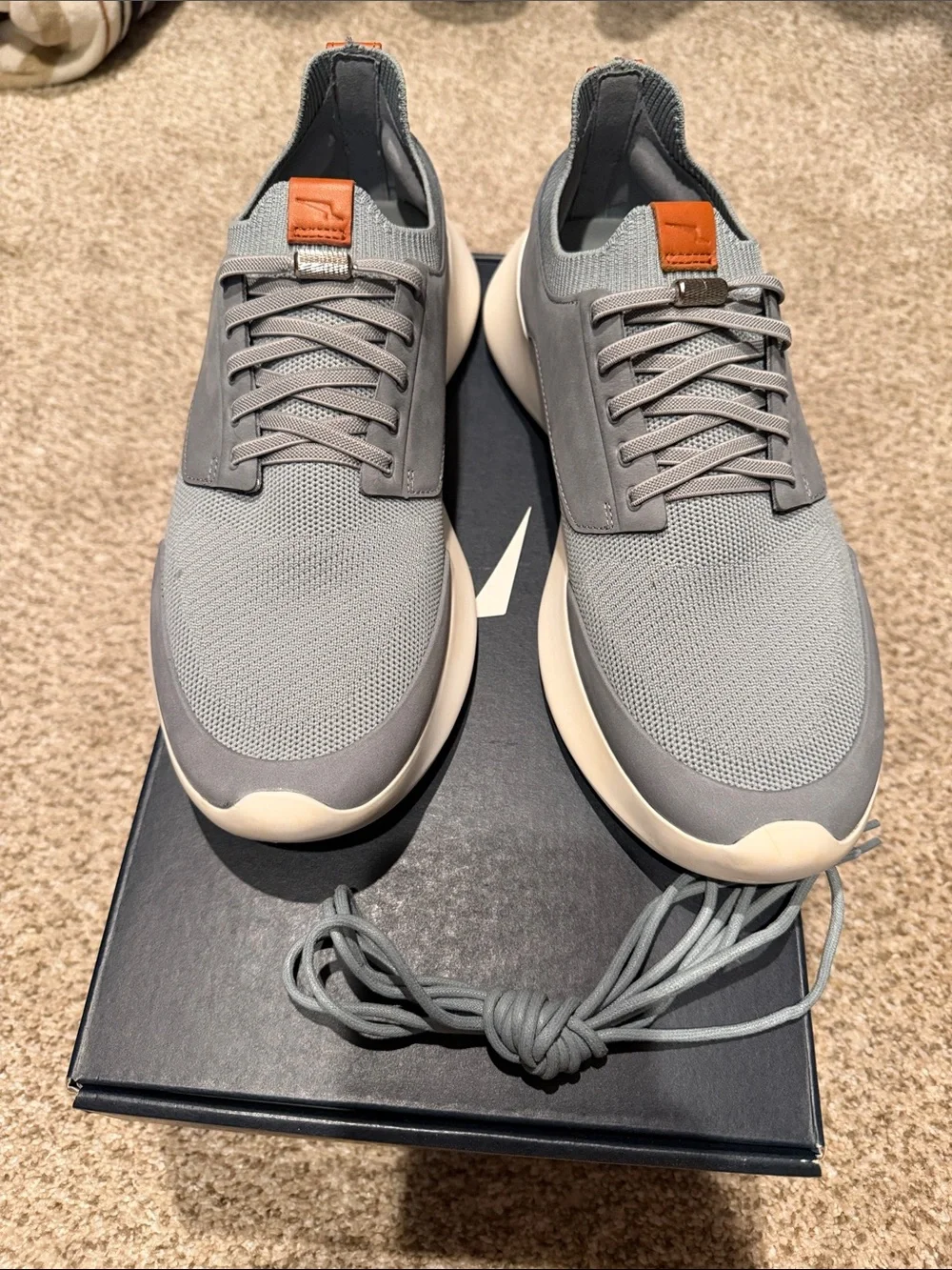 Men’s Grey Wolf & Shepherd Shoes New (in box) w/stretchy/original laces. Size 10